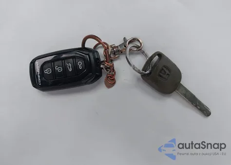 2004 Honda Accord 2.4 Lx from USA, damaged, VIN 1HGCM56334A045175